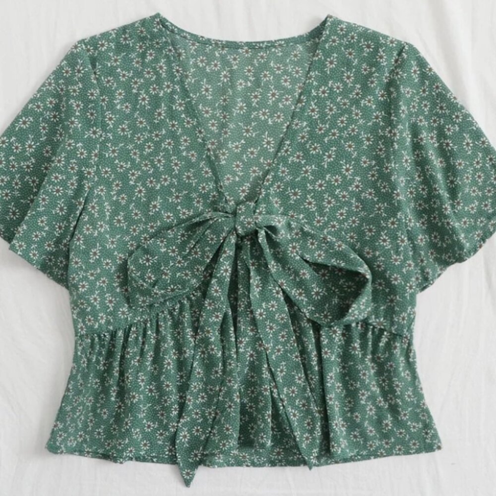 Knot Front Ditsy Floral Ruffle Hem Blouse | Floral Green
